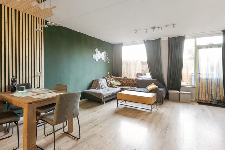 Photo 2 of Mauritsstraat 2-A