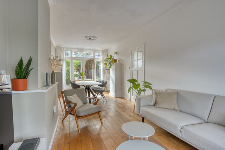 Foto 2 van Pastoor van Arsplein 9