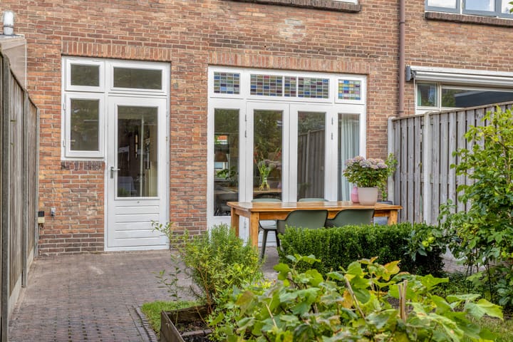 Foto 27 van Pastoor van Arsplein 9