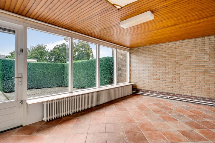 Photo 3 of Leenhofplein 1