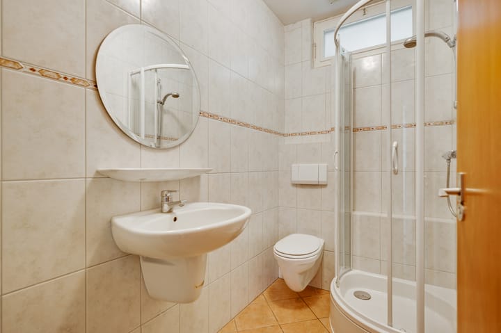 Foto 15 van Leenhofplein 1