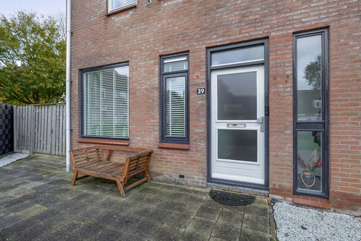 Photo 4 of Pollux 39