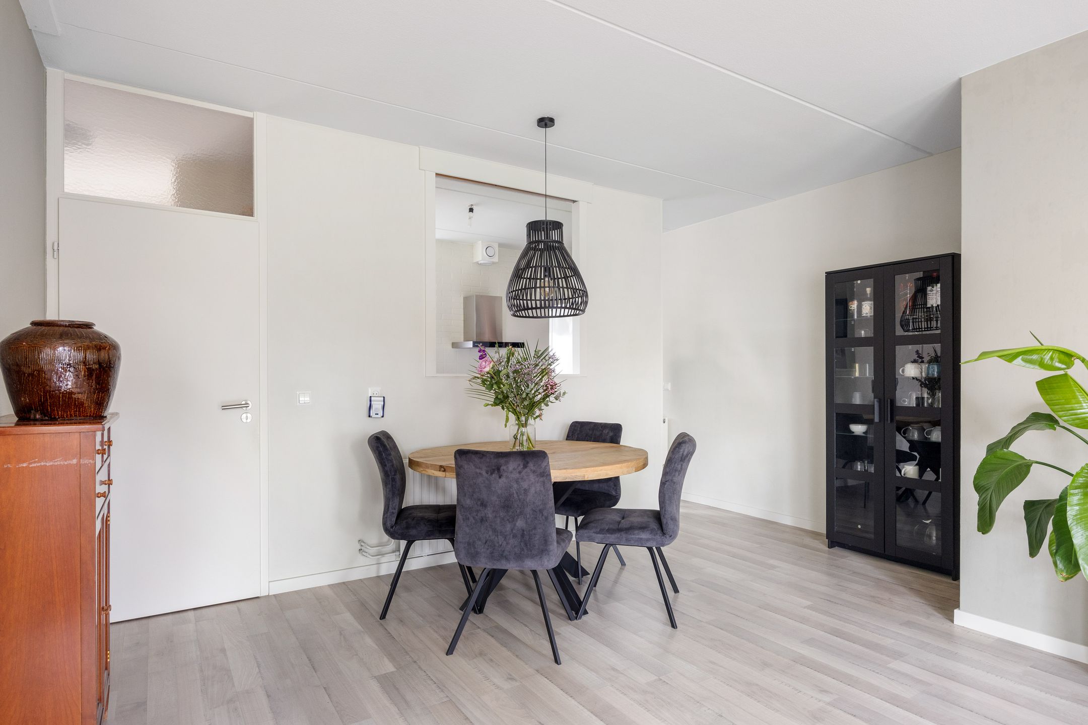 Photo 12 of Albert Schweitzerstraat 82