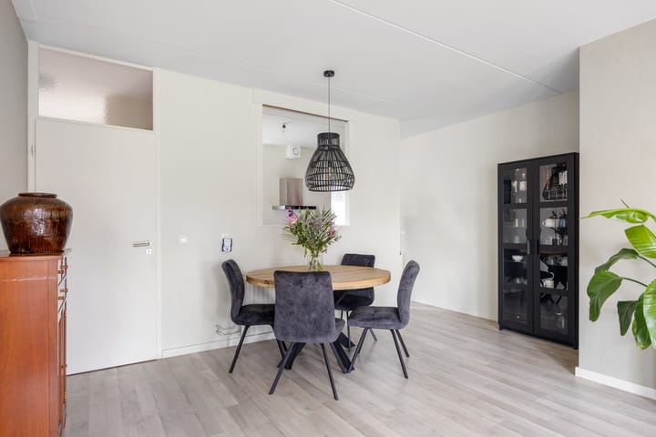 Foto 12 van Albert Schweitzerstraat 82