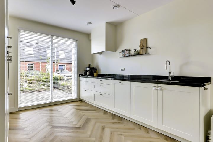 Photo 15 of Buitenkruier 93