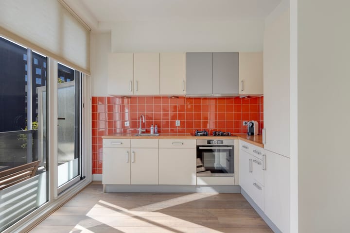 Foto 10 van Schiedamsedijk 82-D