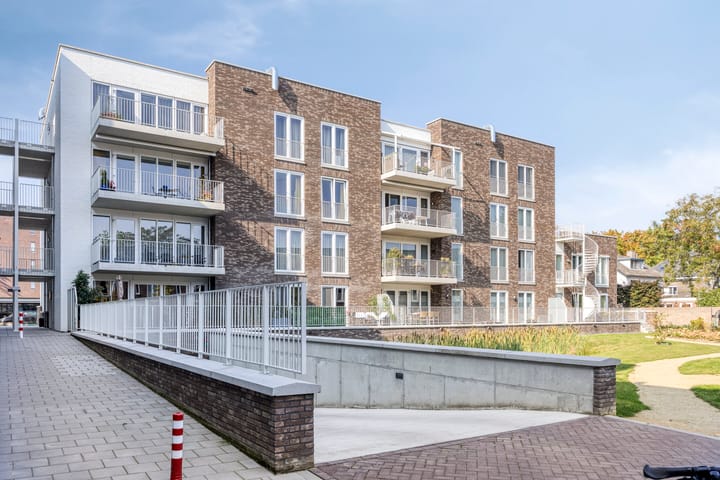 Foto 2 van van Herlaerhof 83