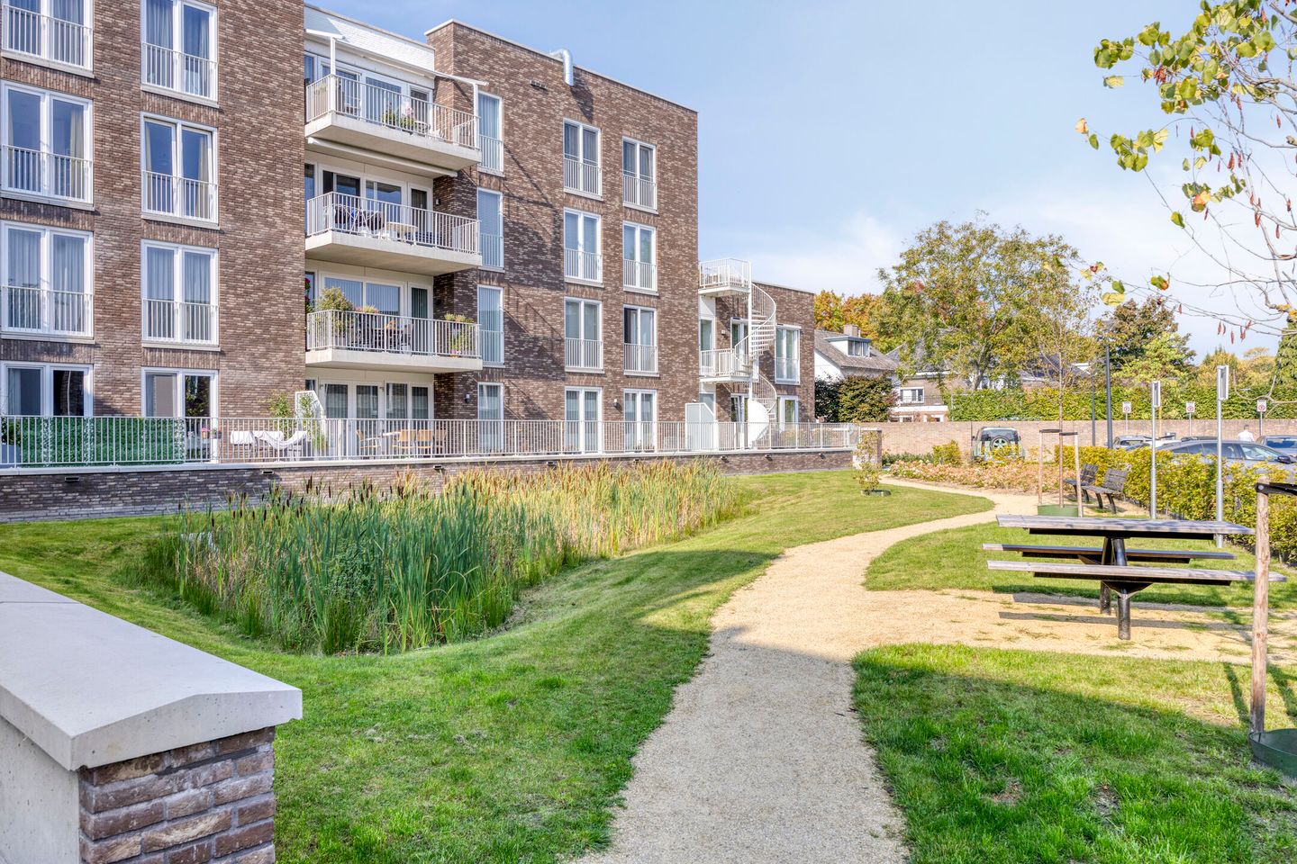 Foto 25 van van Herlaerhof 83