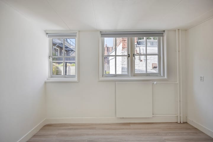 Foto 10 van Kloksteeg 12-B