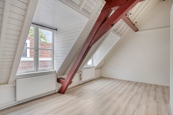 Foto 17 van Kloksteeg 12-B