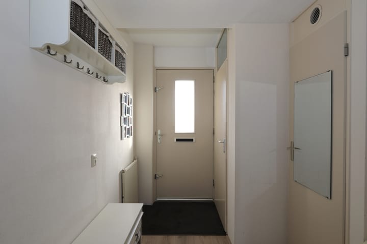 Photo 6 of Renhagedis 18