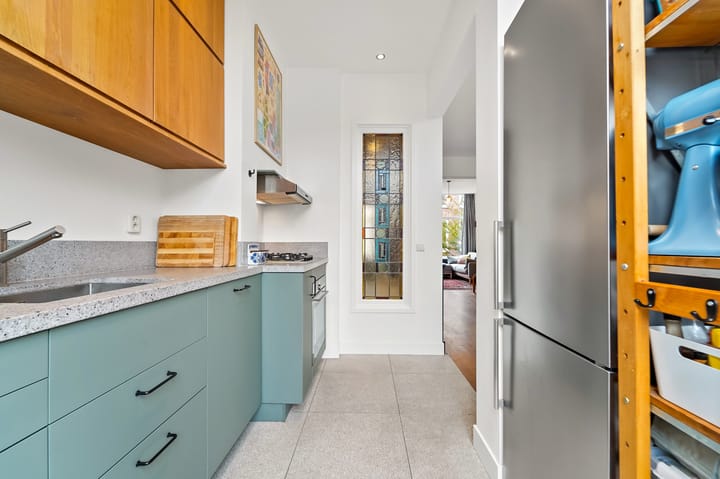 Foto 18 van Govert Bidloostraat 95