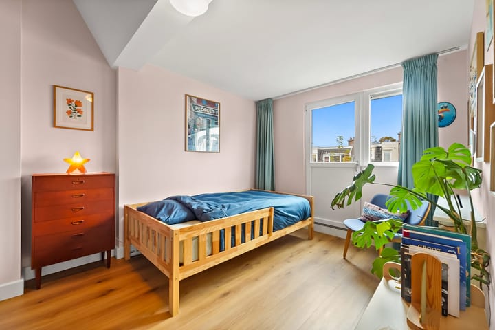 Foto 35 van Govert Bidloostraat 95