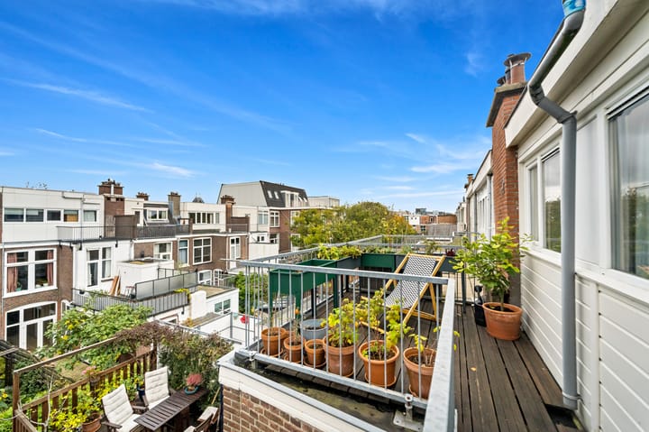 Foto 37 van Govert Bidloostraat 95