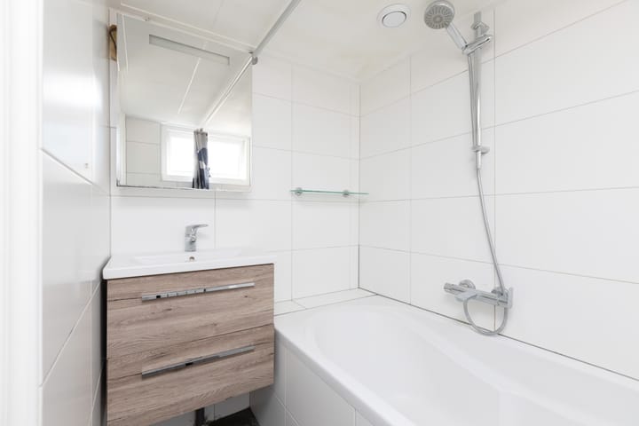 Foto 16 van Frederik Hendrikstraat 16-I