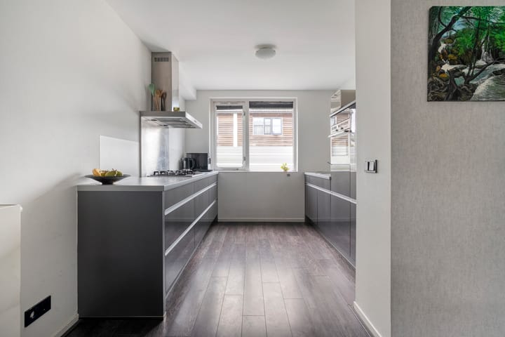 Photo 3 of Torenvalk 127