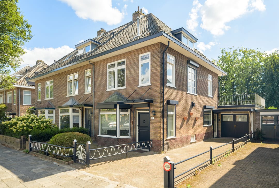 Photo 1 of van Gaverenlaan 6