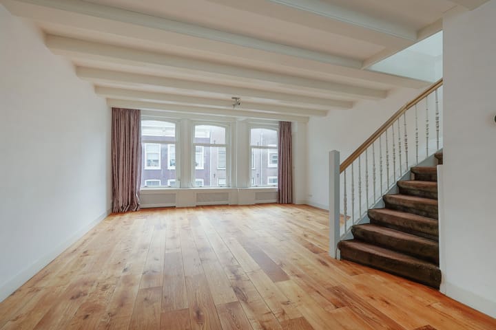 Photo 4 of Willemsstraat 14-F