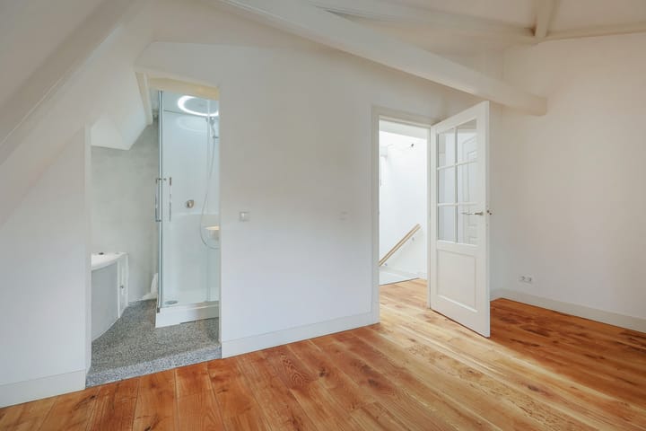 Photo 24 of Willemsstraat 14-F