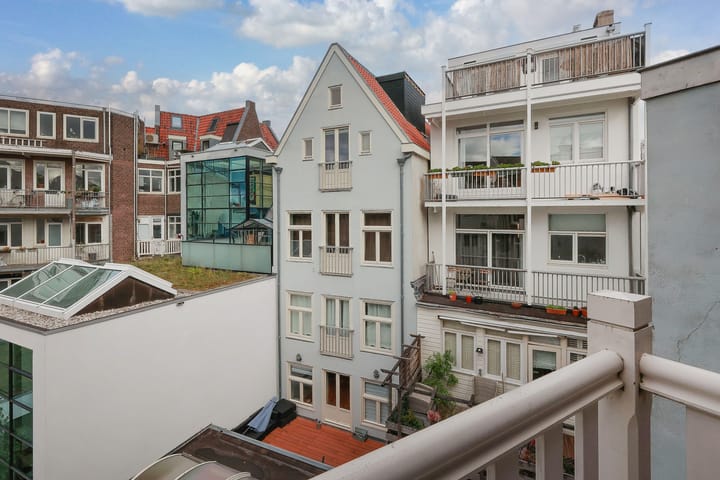 Photo 15 of Willemsstraat 14-F