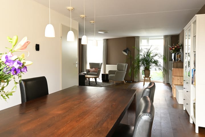 Photo 17 of Burgemeester Bongaartslaan 40