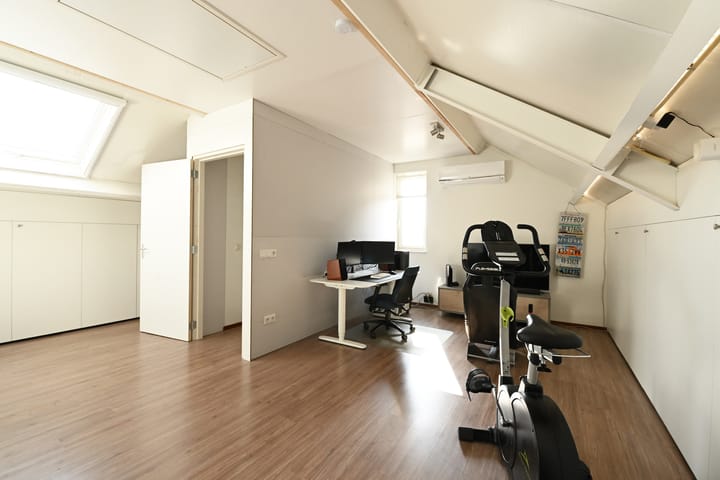 Photo 33 of Burgemeester Bongaartslaan 40