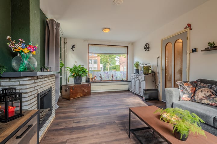 Photo 11 of Hendrik Westerstraat 144