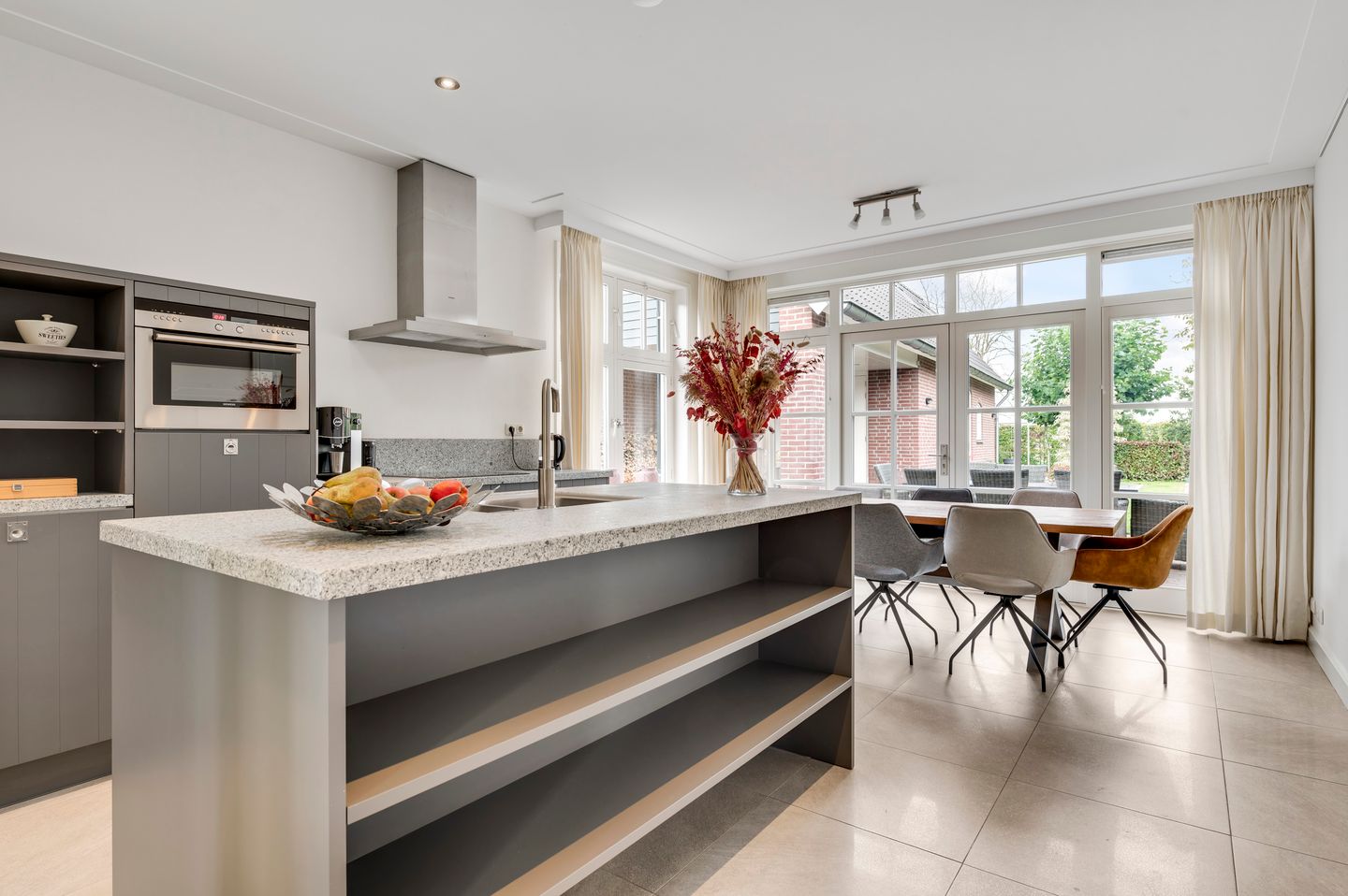 Photo 19 of Langstraat 14