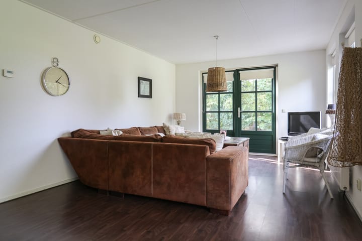 Foto 10 van Bargereed 50