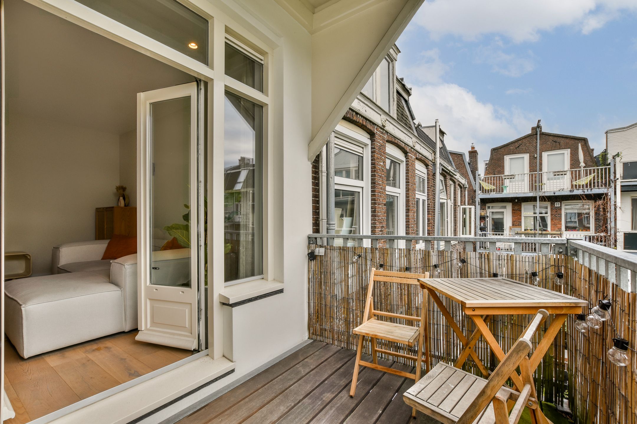 Photo 9 of Van Oldenbarneveldtplein 7-3B