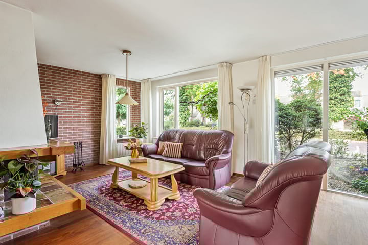 Foto 2 van Anemoon 16