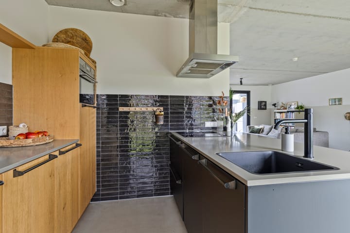 Foto 10 van Scharwoudestraat 16-A