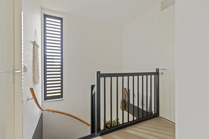 Foto 16 van Scharwoudestraat 16-A