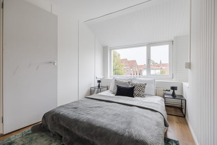 Foto 14 van van Bovenstraat 15