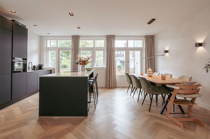 Photo 12 of Orteliusstraat 38-2