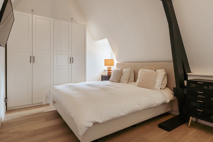 Photo 22 of Orteliusstraat 38-2