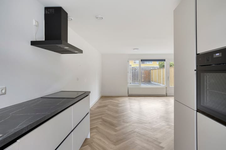 Foto 8 van Bitterzoetlaan 37