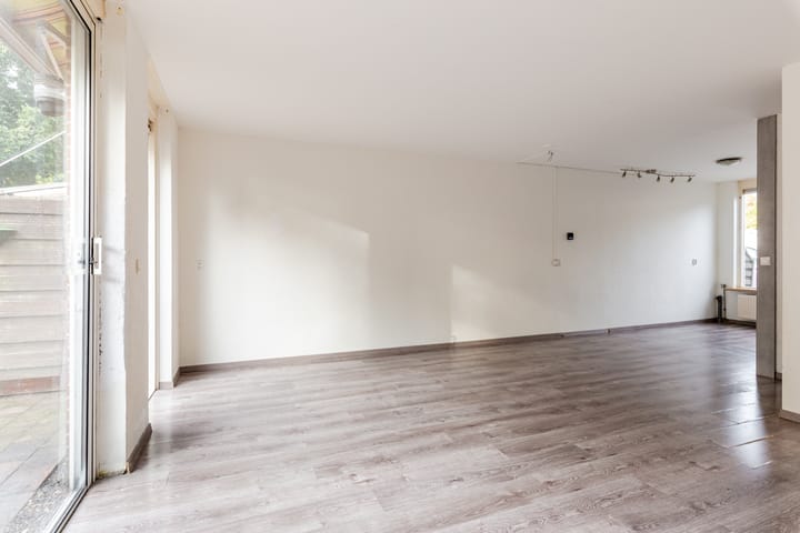 Foto 8 van Ebstraat 11