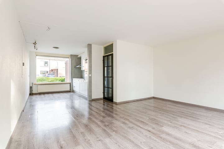 Foto 9 van Ebstraat 11