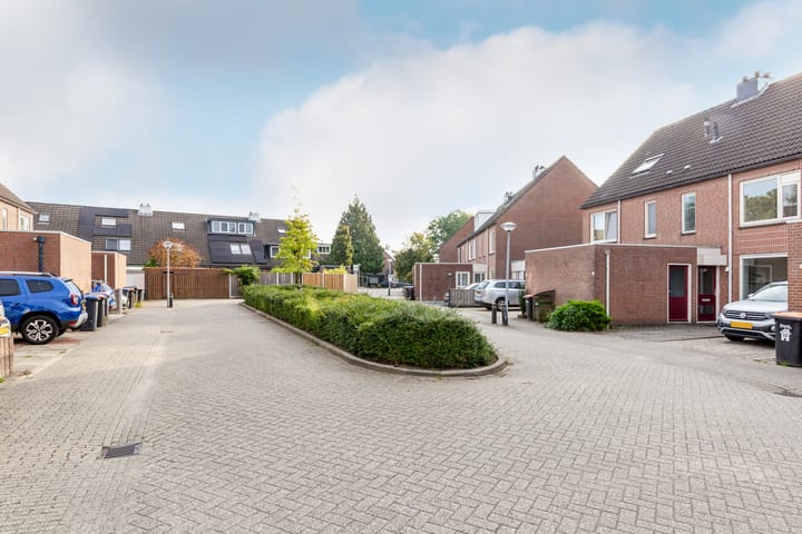 Foto 32 van Ebstraat 11