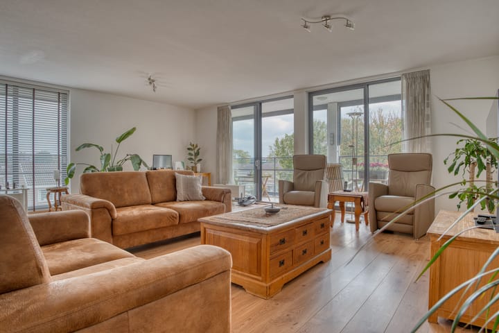 Foto 2 van Merelstraat 54