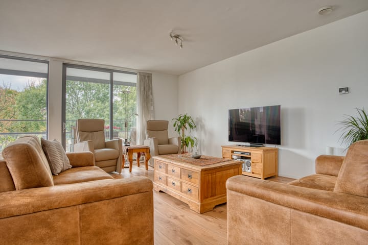 Foto 25 van Merelstraat 54