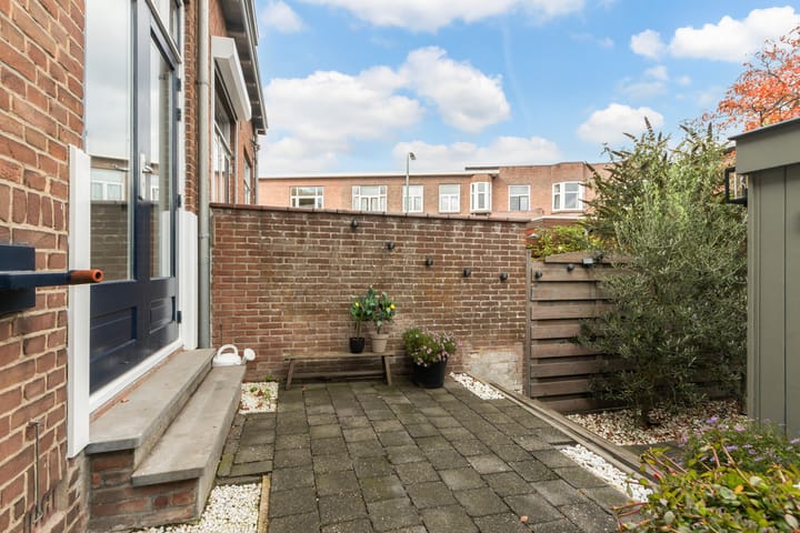 Foto 39 van Ambonstraat 6