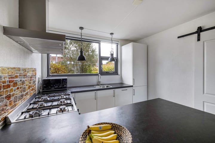 Foto 15 van Harderwijkstraat 124