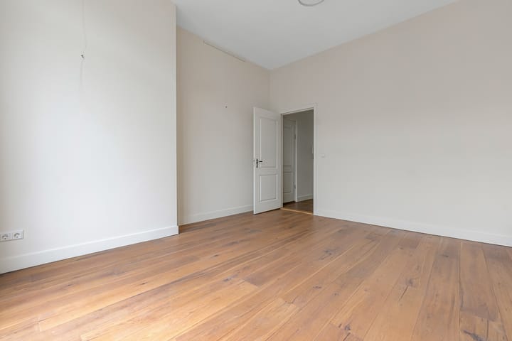 Foto 17 van Loosduinsekade 66