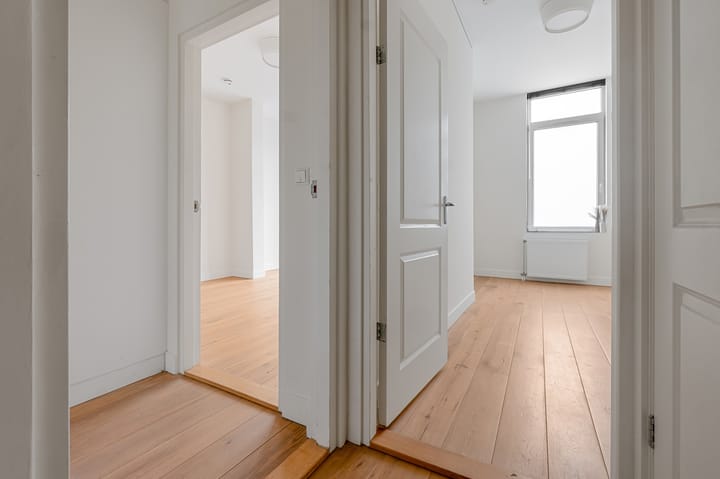 Foto 16 van Loosduinsekade 66