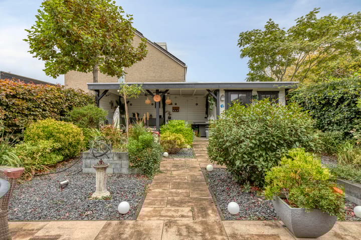 Photo 4 of Willem Joseph van Ghentstraat 38