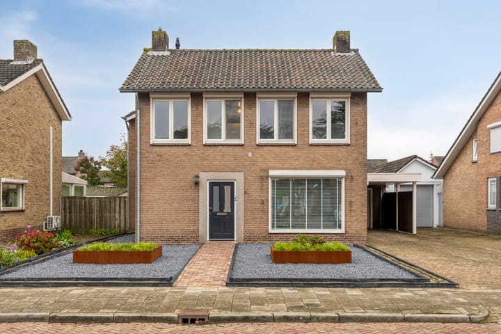 Foto 1 van Schoolstraat 14