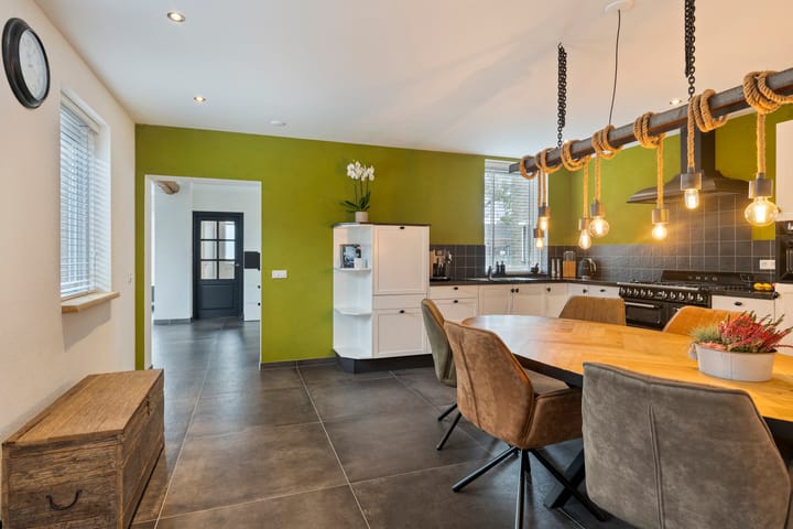 Foto 9 van Schoolstraat 14