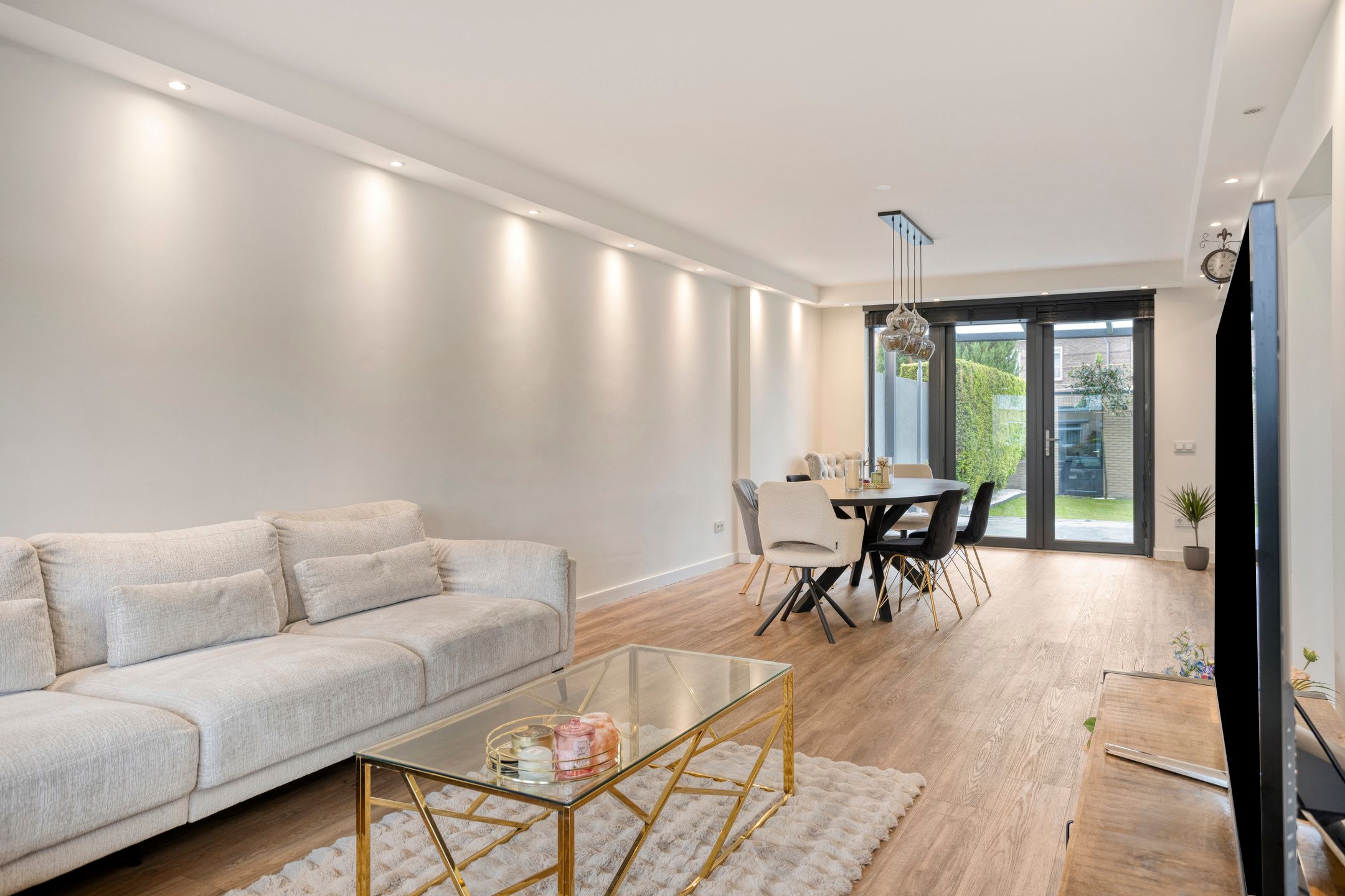 Foto 12 van Roelantlaan 26